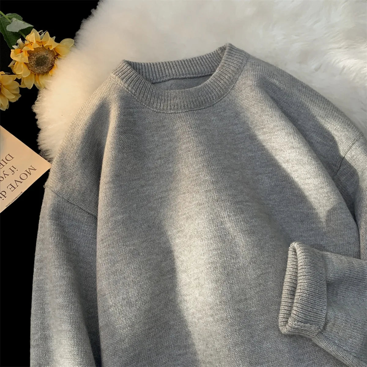 Men’s Loose Retro Knit Sweater, Simple Thick Winter Layering Pullover